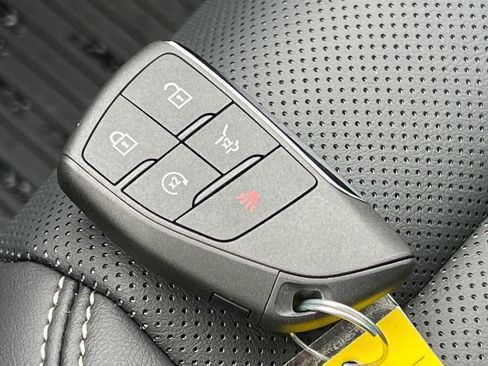 New 2026 GMC Terrain Elevation w/ Elevation Premium Package image 29