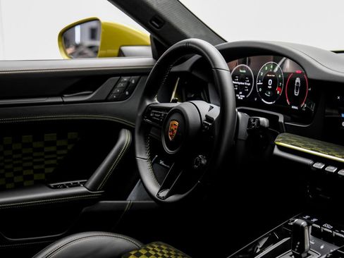 Used 2026 Porsche 911 Carrera GTS RWD image 16