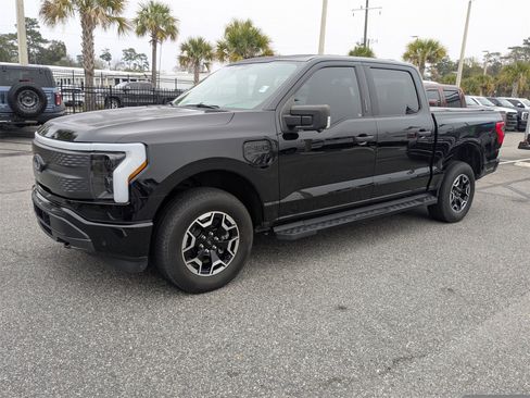 Used 2023 Ford F150 Lightning XLT w/ Tow Technology Package image 8
