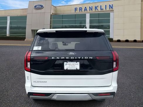 New 2026 Ford Expedition Platinum w/ Platinum Ultimate Package AWD/4WD image 6