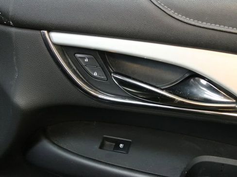 Used 2015 Cadillac ATS Luxury RWD image 9