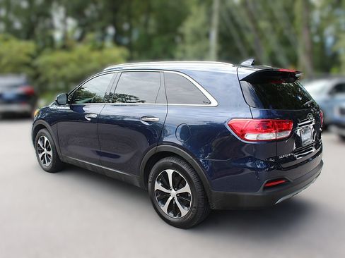 Used 2018 Kia Sorento EX w/ EX Advanced Touring Package FWD image 6