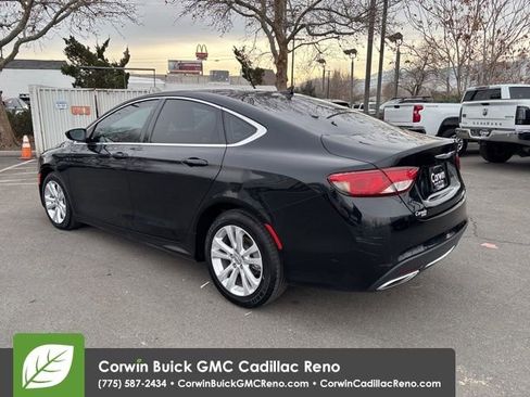 Used 2017 Chrysler 200 Limited Platinum w/ Comfort & Convenience Group image 6