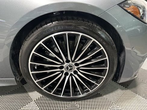 Used 2025 Mercedes-Benz C 300 4MATIC Sedan image 9