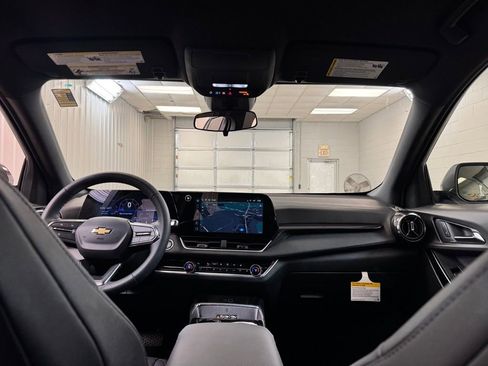 New 2026 Chevrolet Equinox LT w/ Convenience Package II image 21