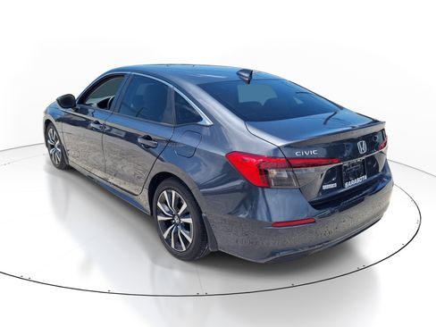 Used 2024 Honda Civic EX image 4