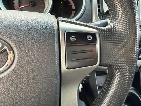 Used 2013 Toyota Tacoma 4x4 Double Cab w/ TRD Off-Road Pkg image 14