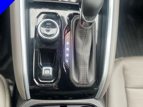 Used 2026 Chevrolet Colorado ZR2 w/ Technology Package image 17