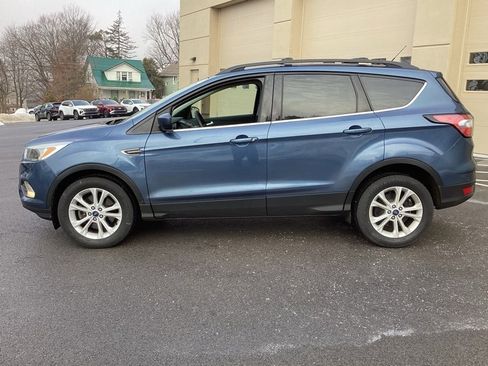 Used 2018 Ford Escape SE image 4