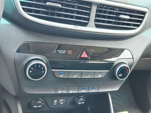 Used 2019 Hyundai Tucson SE FWD image 24