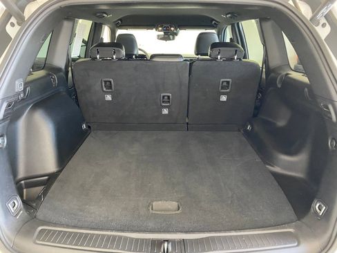 Used 2023 Jeep Grand Cherokee Altitude image 29