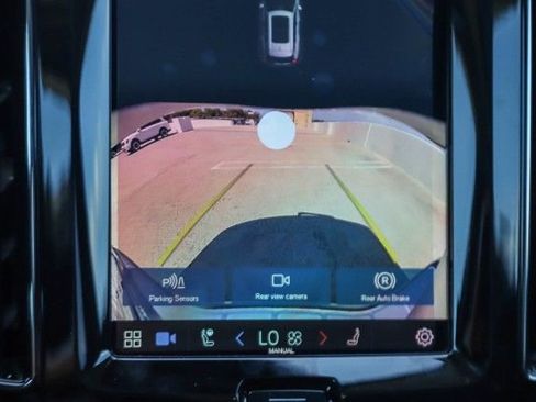 New 2025 Volvo XC60 B5 Core w/ Protection Package Premier image 26