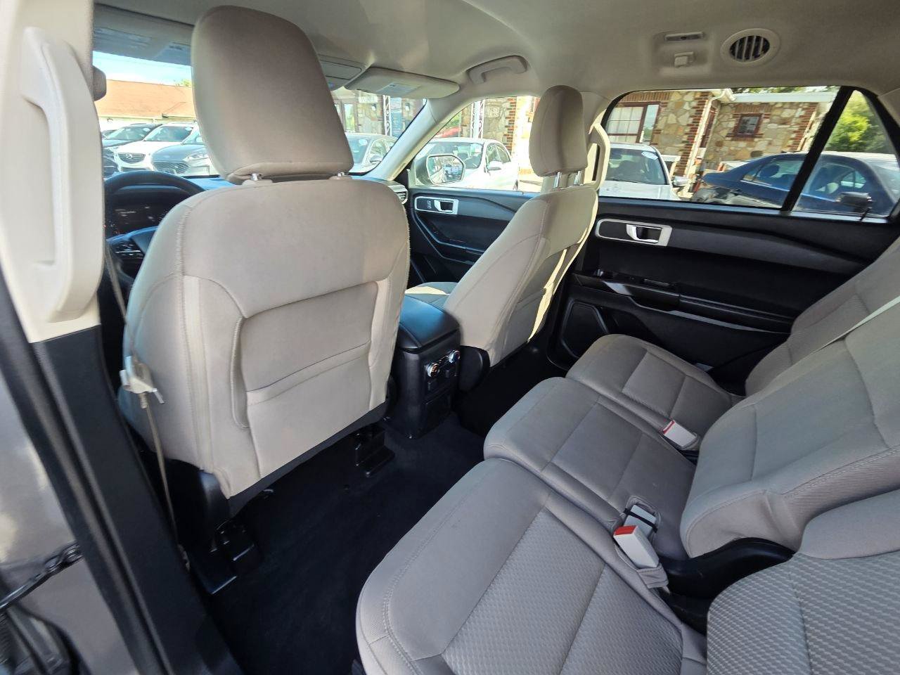 Used 2021 Ford Explorer 2WD image 11