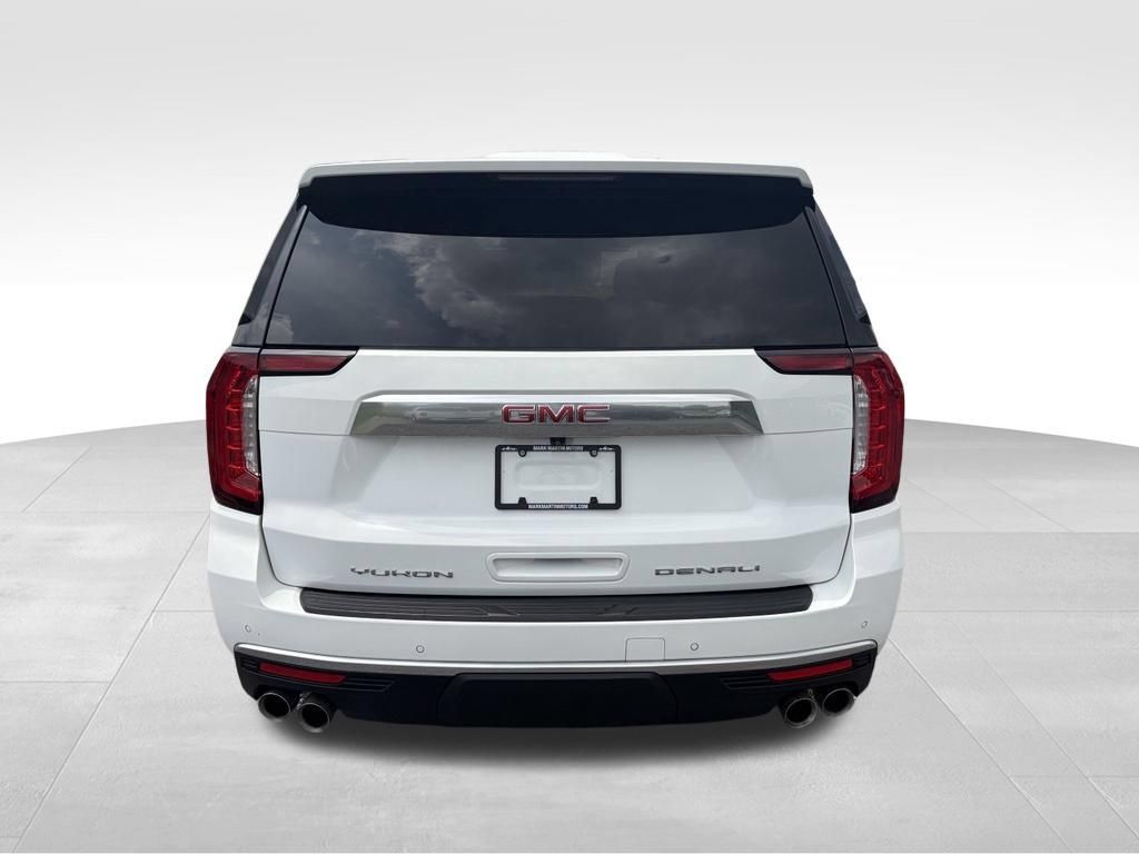 Used 2023 GMC Yukon XL Denali AWD/4WD image 19