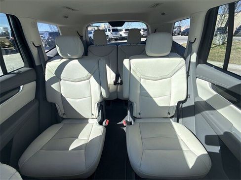 Used 2020 Cadillac XT6 Premium Luxury image 22