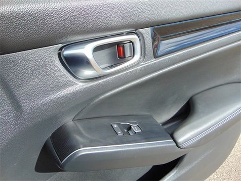 Certified 2022 Honda Civic Sport Touring image 27