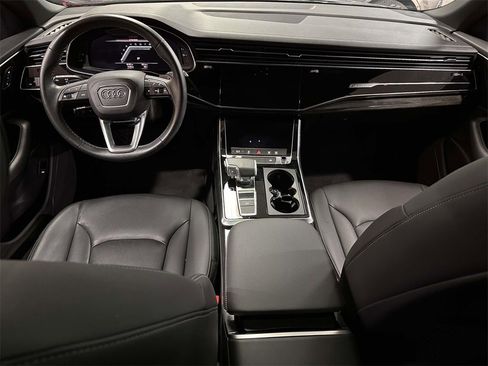 Used 2025 Audi Q8 Premium w/ Convenience Package image 16