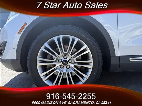 Used 2016 Lincoln MKX Reserve w/ Technology Package image 25