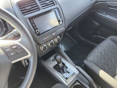 Used 2021 Mitsubishi Outlander Sport LE AWD/4WD image 27