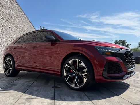 Used 2024 Audi RS Q8 AWD/4WD image 12