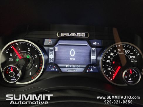 New 2026 RAM 2500 Big Horn AWD/4WD image 11
