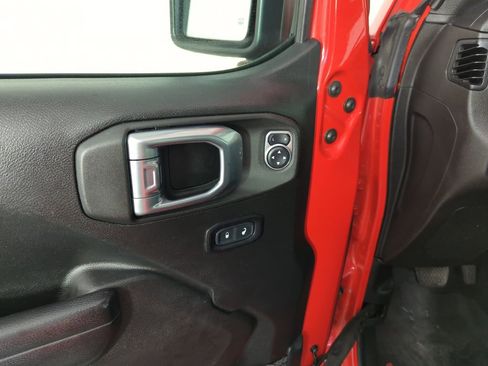 Used 2021 Jeep Wrangler Unlimited Rubicon image 19