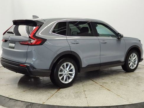 Used 2025 Honda CR-V EX image 6