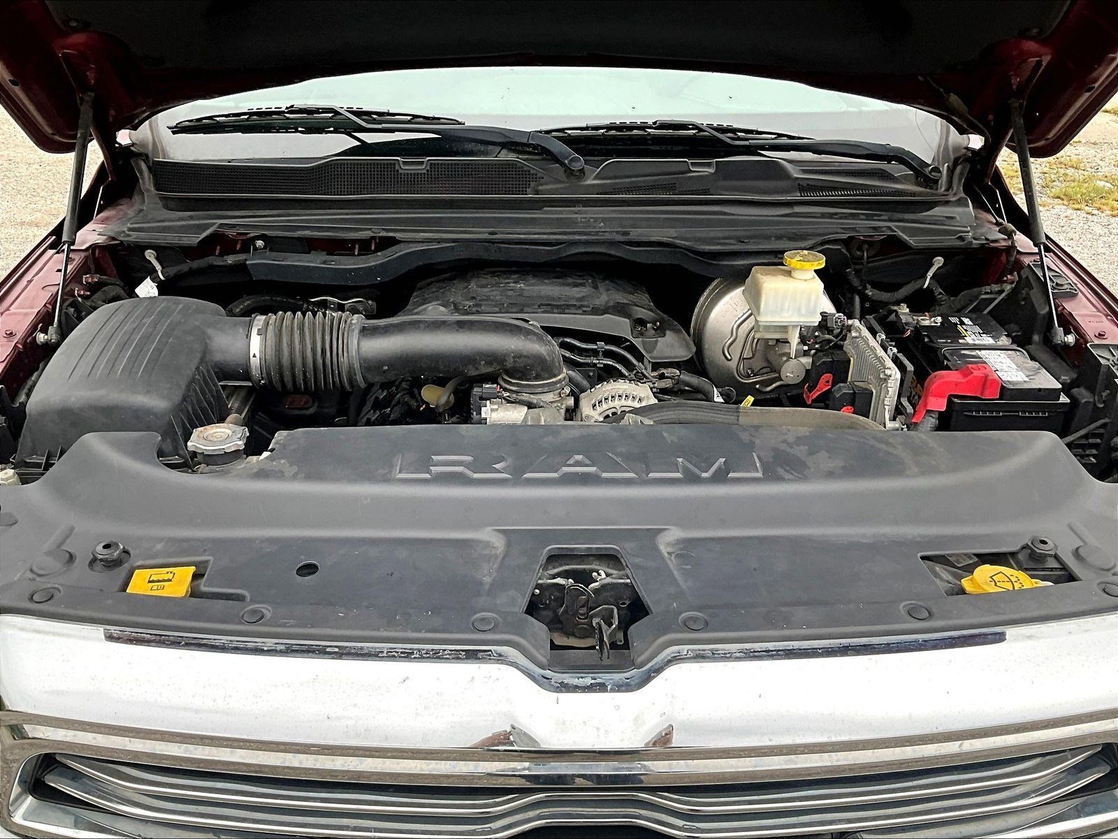 Used 2019 RAM 1500 Laramie AWD/4WD image 30