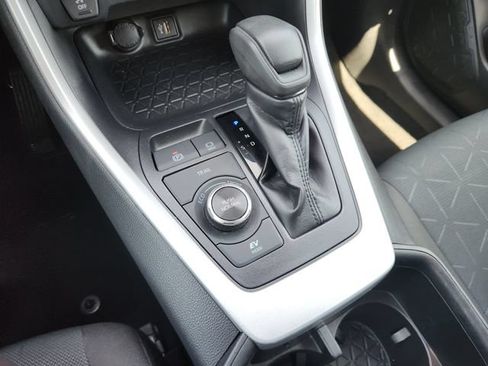 Certified 2025 Toyota RAV4 XLE AWD/4WD image 19