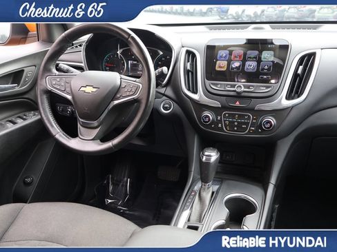 Used 2018 Chevrolet Equinox LT w/ Sun & Infotainment Package FWD image 14