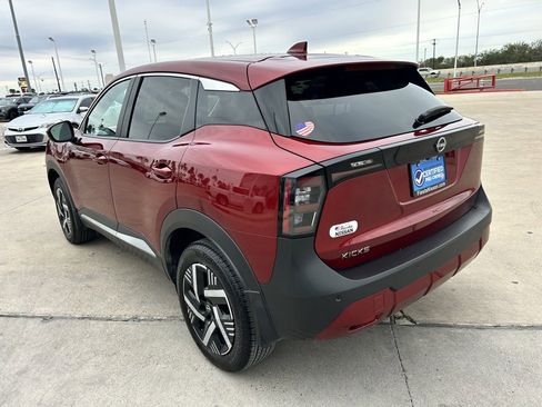 Certified 2025 Nissan Kicks SV image 5