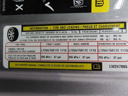 Used 2020 Jeep Wrangler Unlimited Willys image 51