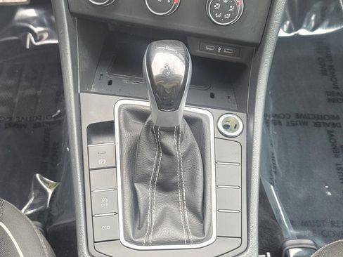 Used 2024 Volkswagen Jetta Sport FWD image 28