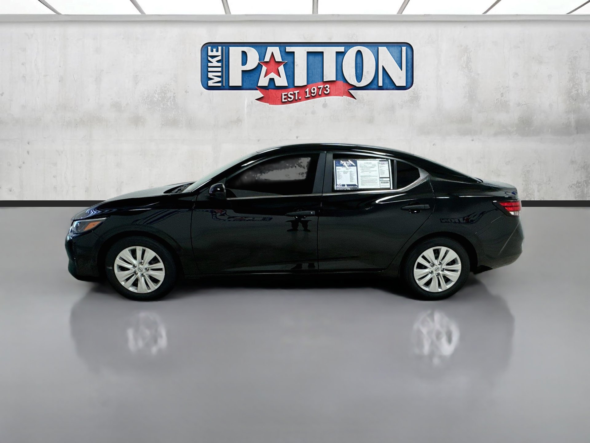 Used 2025 Nissan Sentra S FWD image 4