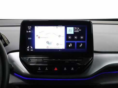 Used 2022 Volkswagen ID.4 Pro image 19