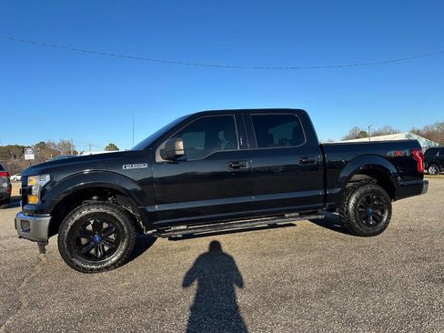 Used 2016 Ford F150 XLT image 25