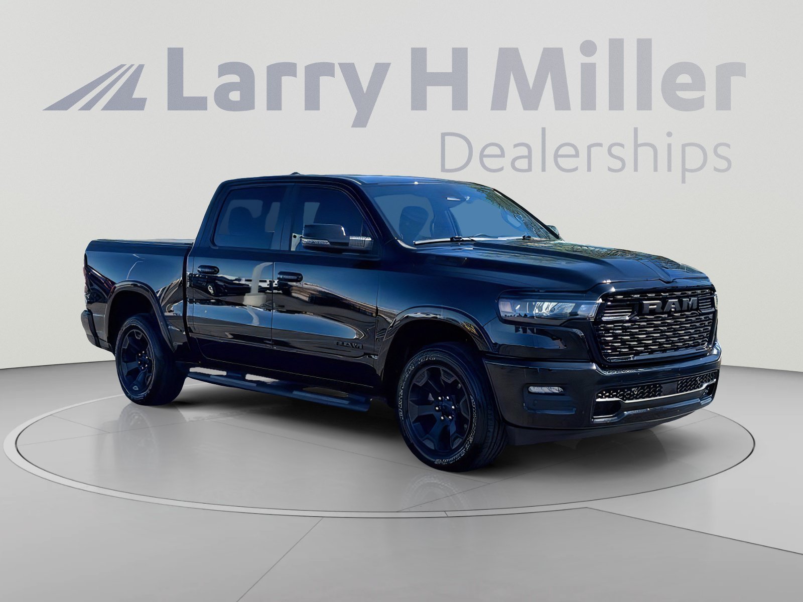 Used 2025 RAM 1500 Big Horn AWD/4WD image 7