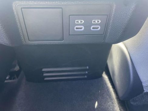 Used 2025 Toyota Tacoma TRD Sport RWD image 10