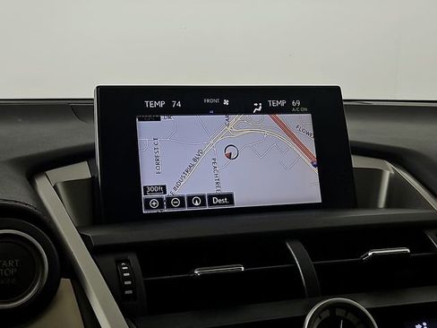 Used 2017 Lexus NX 200t FWD image 18