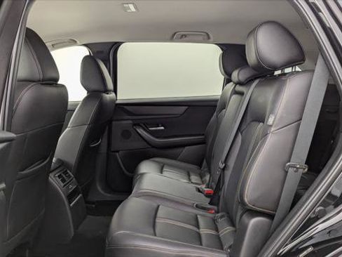 Used 2024 MAZDA CX-90 3.3 Turbo w/ Select Package image 17