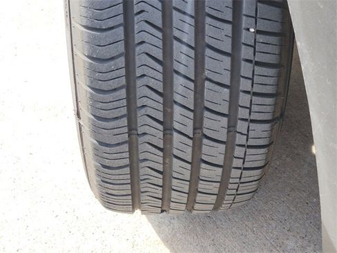 Used 2021 Hyundai Santa Fe SEL w/ Convenience + Premium Package image 11