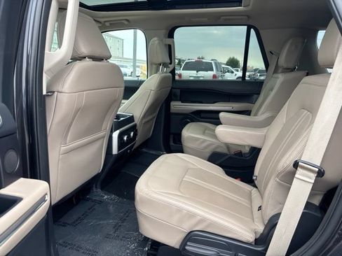Used 2024 Ford Expedition Limited AWD/4WD image 16