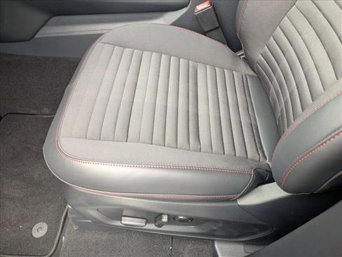 New 2025 Ford Explorer ST-Line image 3