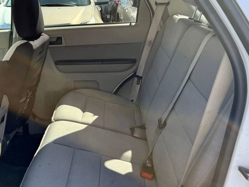 Used 2012 Ford Escape XLT image 9