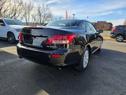 Used 2010 Lexus IS 250C image 6