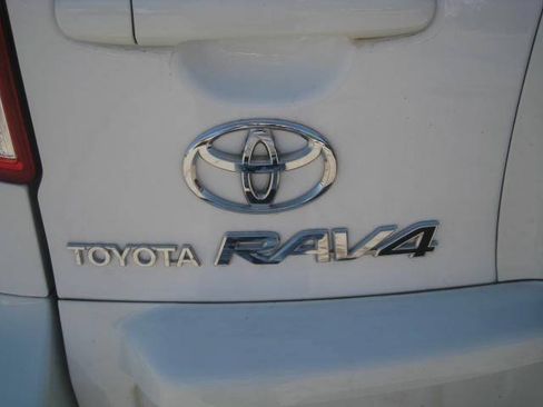 Used 2009 Toyota RAV4 2WD w/ Base L4 Extra Value Pkg image 11