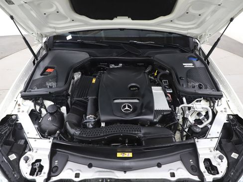 Used 2019 Mercedes-Benz E 300 4MATIC image 31