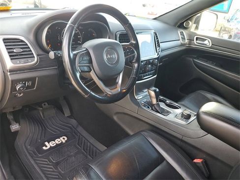 Used 2020 Jeep Grand Cherokee Limited image 15