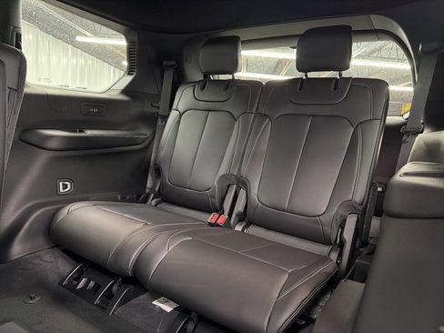 New 2026 Jeep Grand Cherokee L Limited image 13