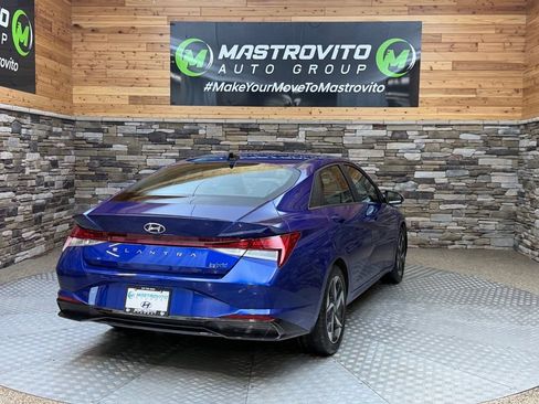 Used 2023 Hyundai Elantra Limited w/ Cargo Package FWD image 31